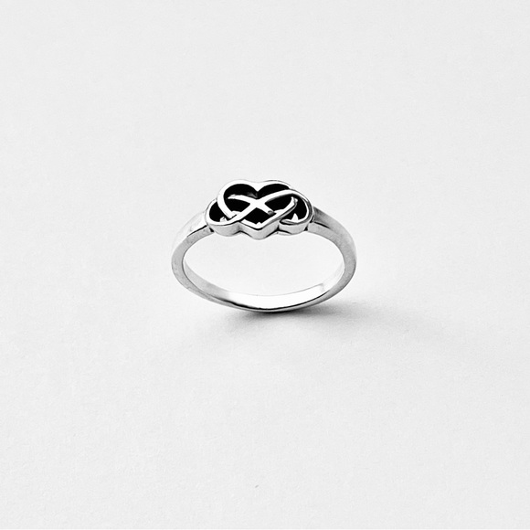Sterling Silver Infinity Heart Ring, Eternity Love Rings, Celtic Knots Jewelry - Picture 2 of 13